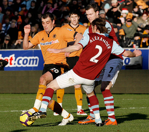 談到後防線 談到後防線